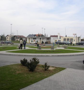 Trg Kneginec